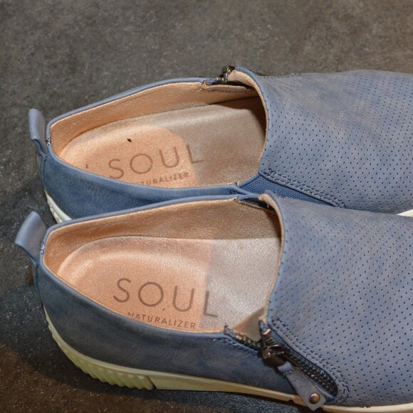 Naturalizer SOUL Turner Slip On Sneaker COLOR: Blue Synthetic SIZE: 6.0 M - Picture 3 of 6